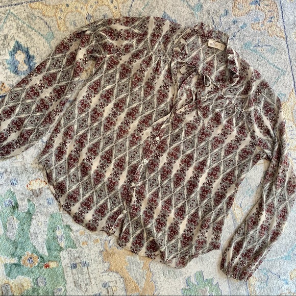 Hollister pretty patterned neck tie boho patterned top - Picture 3 of 6